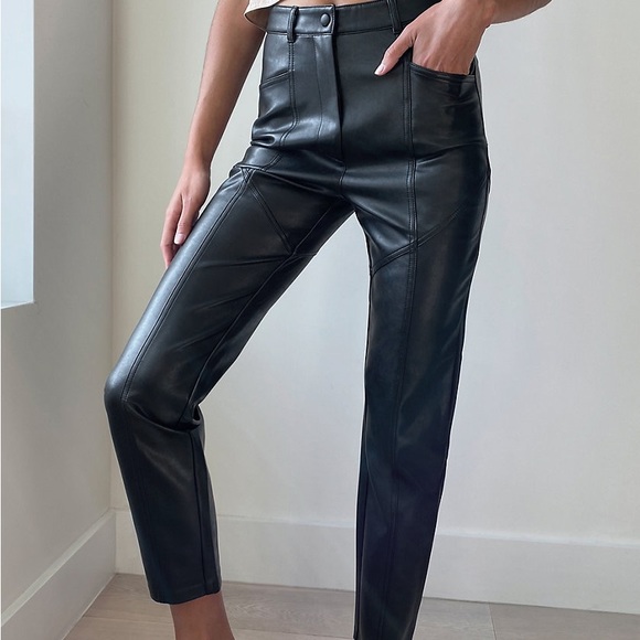 Aritzia Pants - ❌SOLD❌ Aritzia Rebel pants